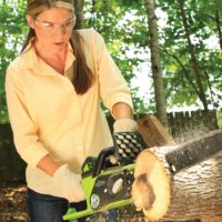Top Safety Precautions You Should Take while Using a Chainsaw